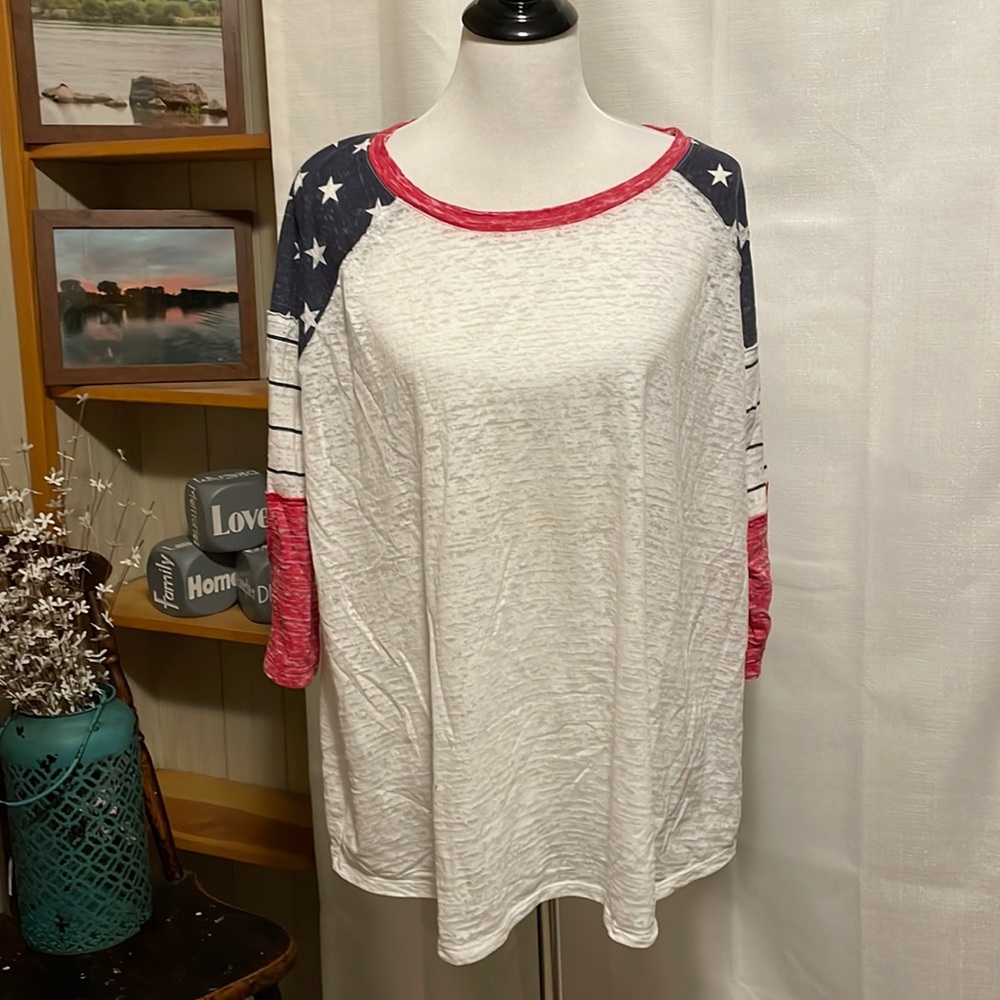 Maurices Patriotic 3/4 sleeve shirt